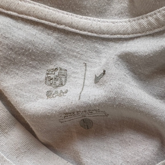 Nike Gray Logo T-Shirt - Picture 2 of 3